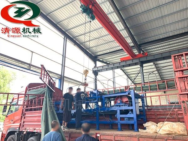 真空帶式過(guò)濾機(jī)發(fā)貨.jpg